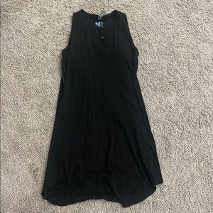 Elegant Black Sleeveless Dress